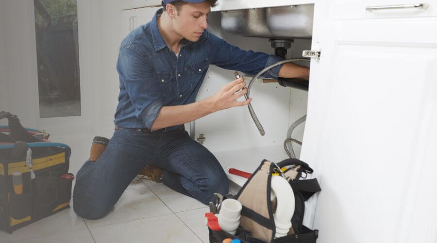 Professional bathroom faucet installation in Ebro, FL
